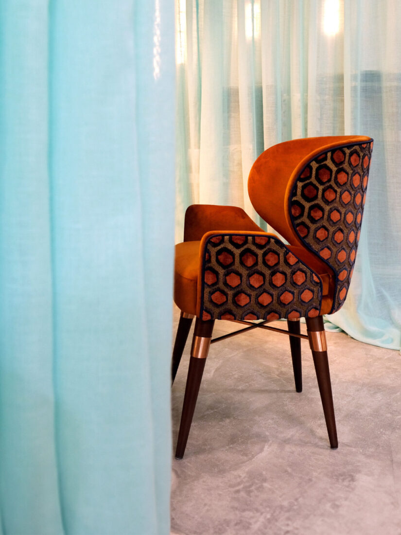 Louis I Dining Chair by Ottiu