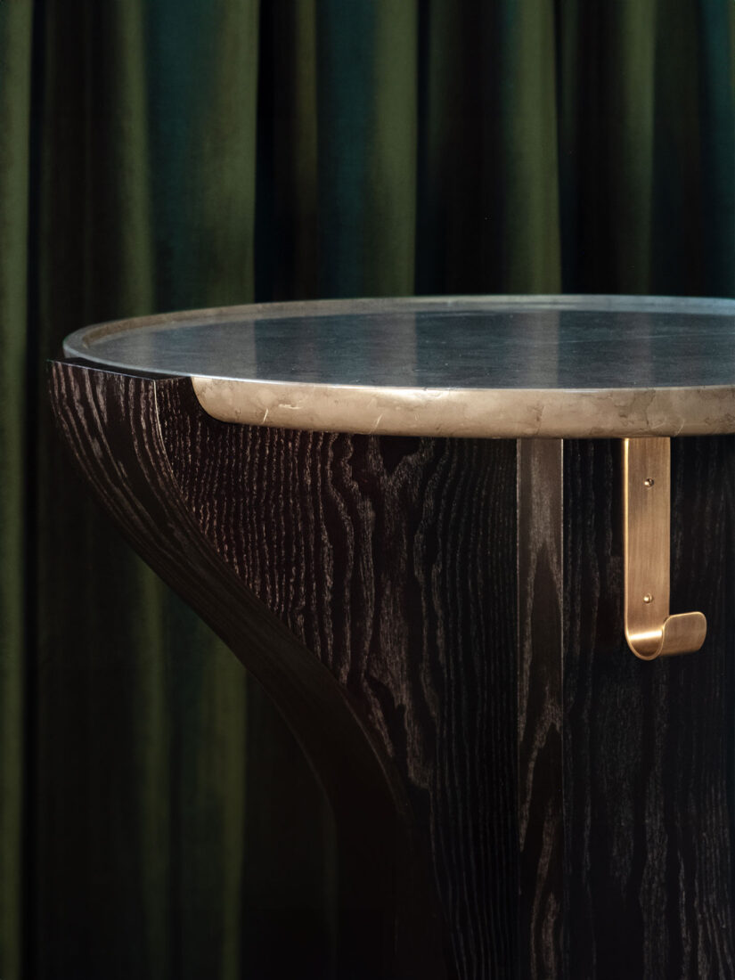 Grenfell Bar Table