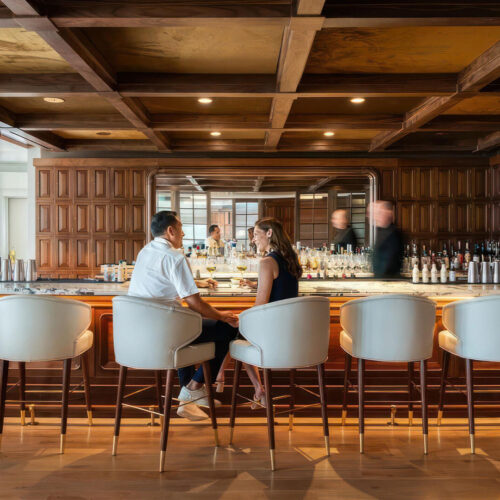 Hotel Tides Inn